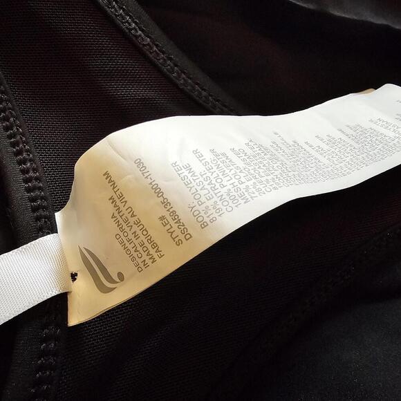 Stylish Black Pleated Dress - Picture 7 of 7